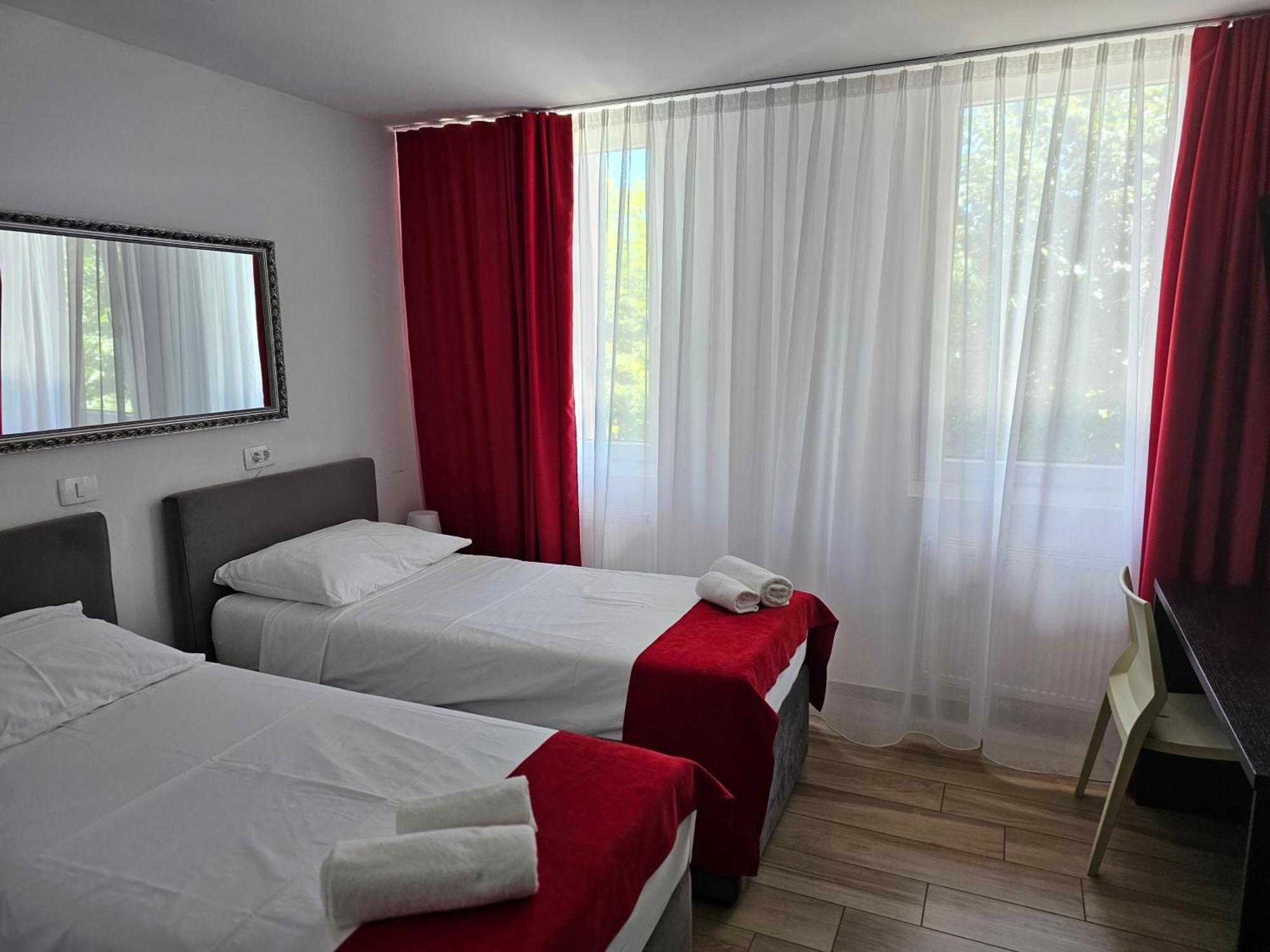 Sežana Hotel Prunk מראה חיצוני תמונה