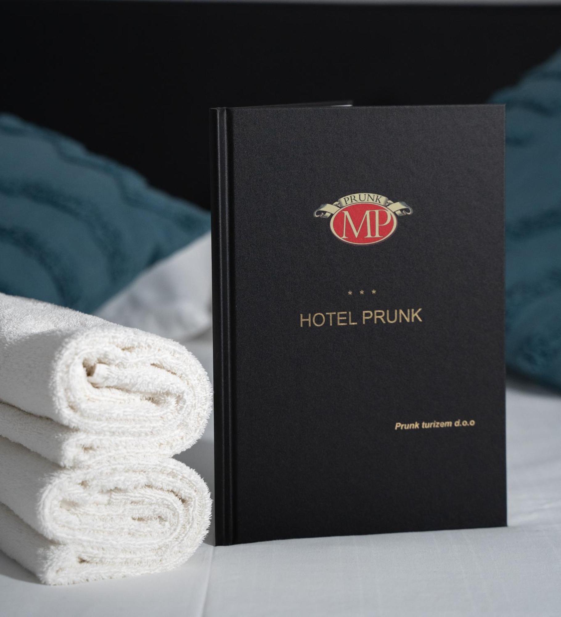 Sežana Hotel Prunk מראה חיצוני תמונה